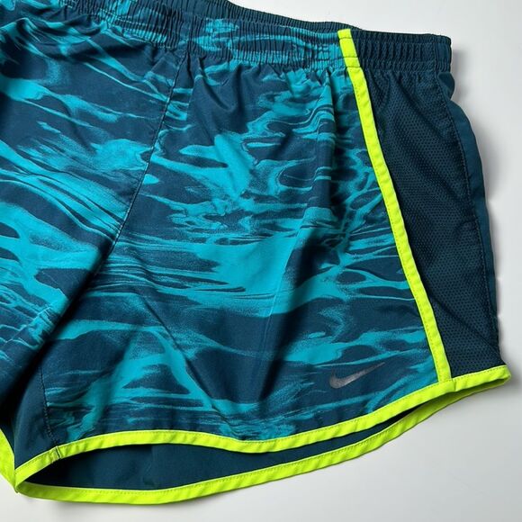 Nike Dri-Fit Running Shorts with Built in Underwear Size Medium - Picture 2 of 6